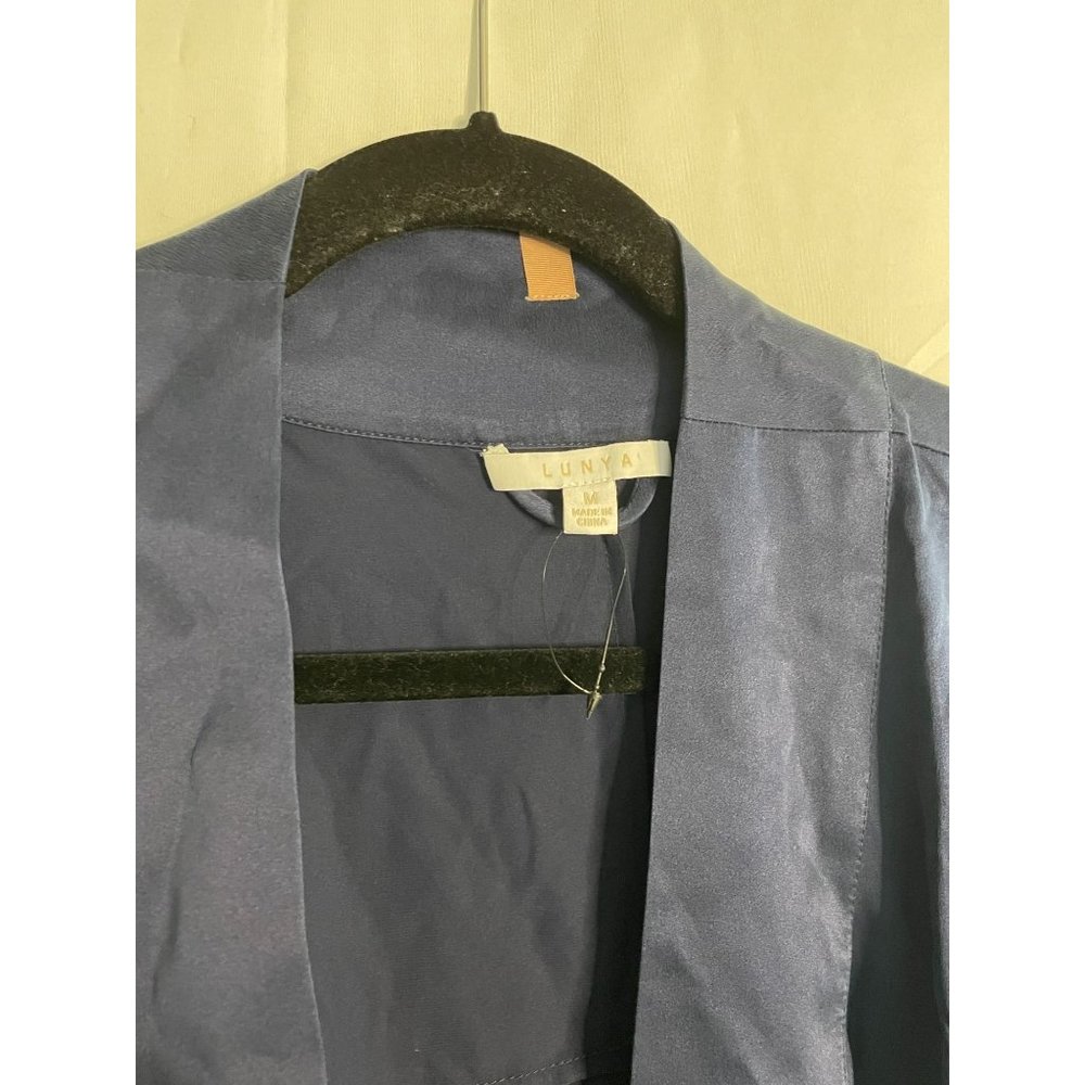 Lunya Washable Silk Robe In Deep Blue M - Picture 7 of 11